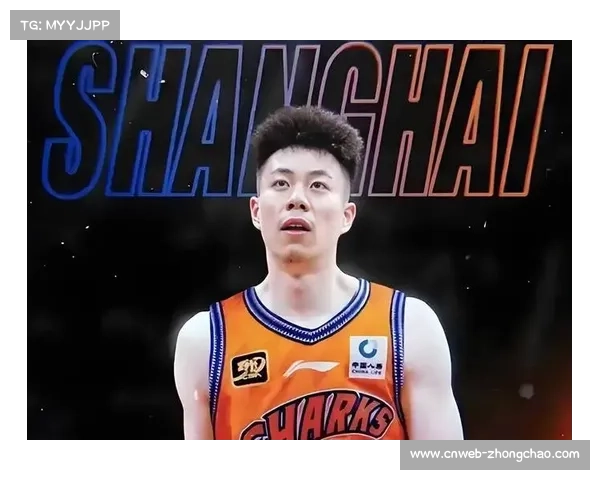 CBA赛场温情时刻：张镇麟弗格重返辽宁受致敬